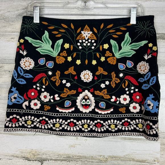 Zara Womens S Black Embroidered Boho Casual Mini Skirt Bird Design Lined - Picture 2 of 6